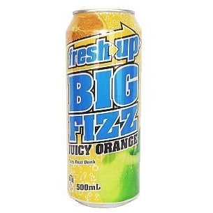 FreshUp BigFizz Juicy Orange 500ml can with gradient orange green label and condensation